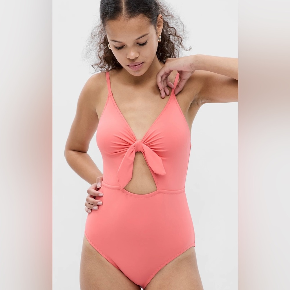 NWOT GAP Hot Barbie Pink Swimsuit Size M